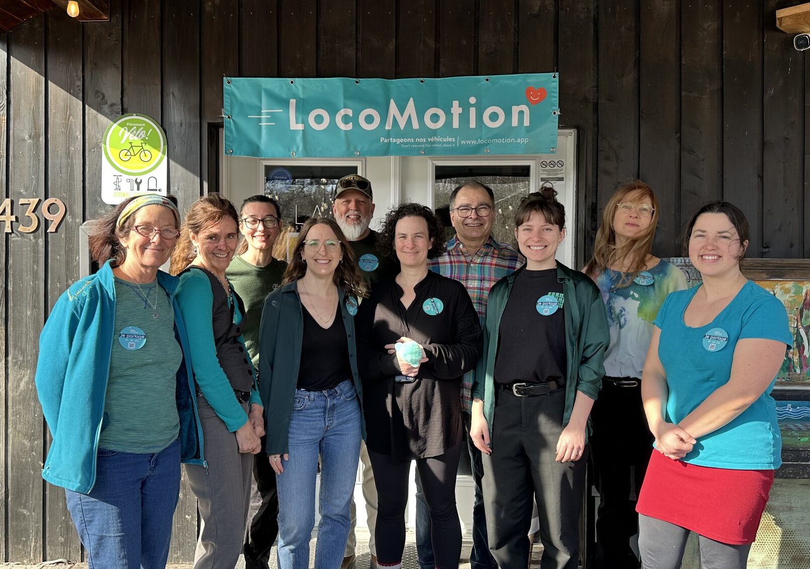 Comité bénévole LocoMotion Eastman lors de son lancement, accompagné par Vanessa du CREE et Patricia de Réseau LocoMotion